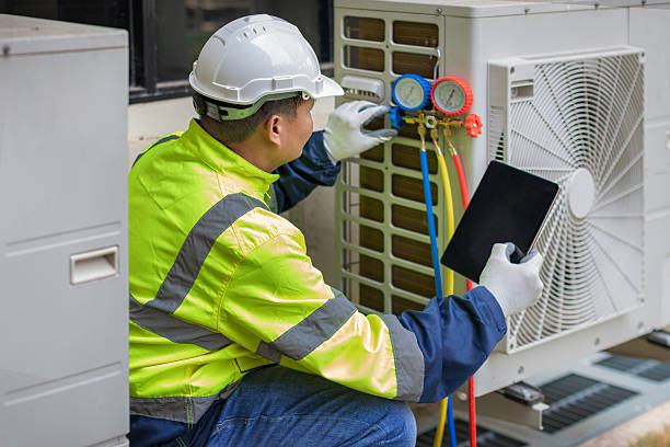 Professional Hvac Maintenance technician working in Davis, CA